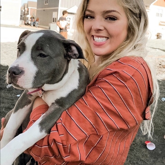 Meet your Posher, Molly - Picture 3 of 5